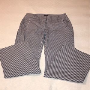 Loft Marisa brand wide leg  seersucker pant